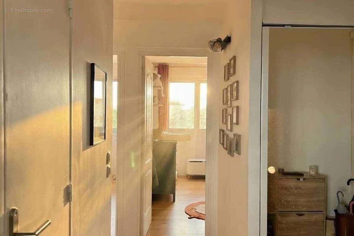 Appartement à SAINT-MAUR-DES-FOSSES