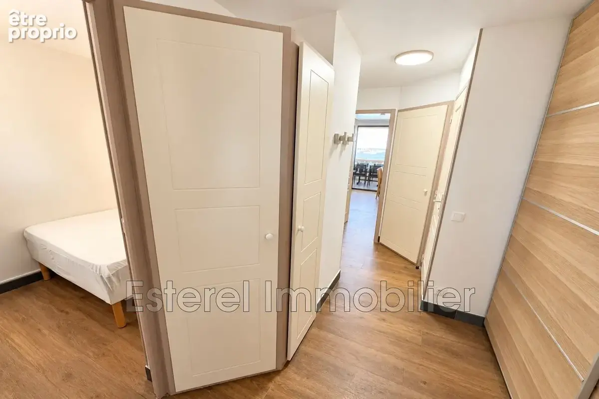 Appartement 2 pièces 35 m² à vendre à Cannes (06400) - photo 5