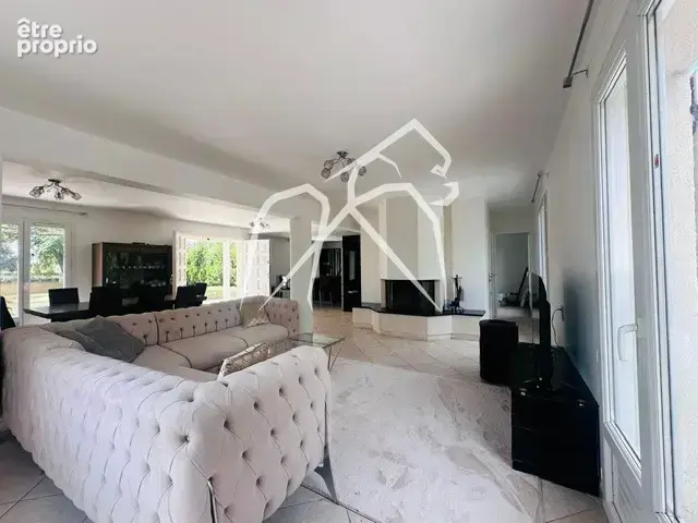 Maison  5 pièces  Bois-l'Évêque  155 m² - photo 6