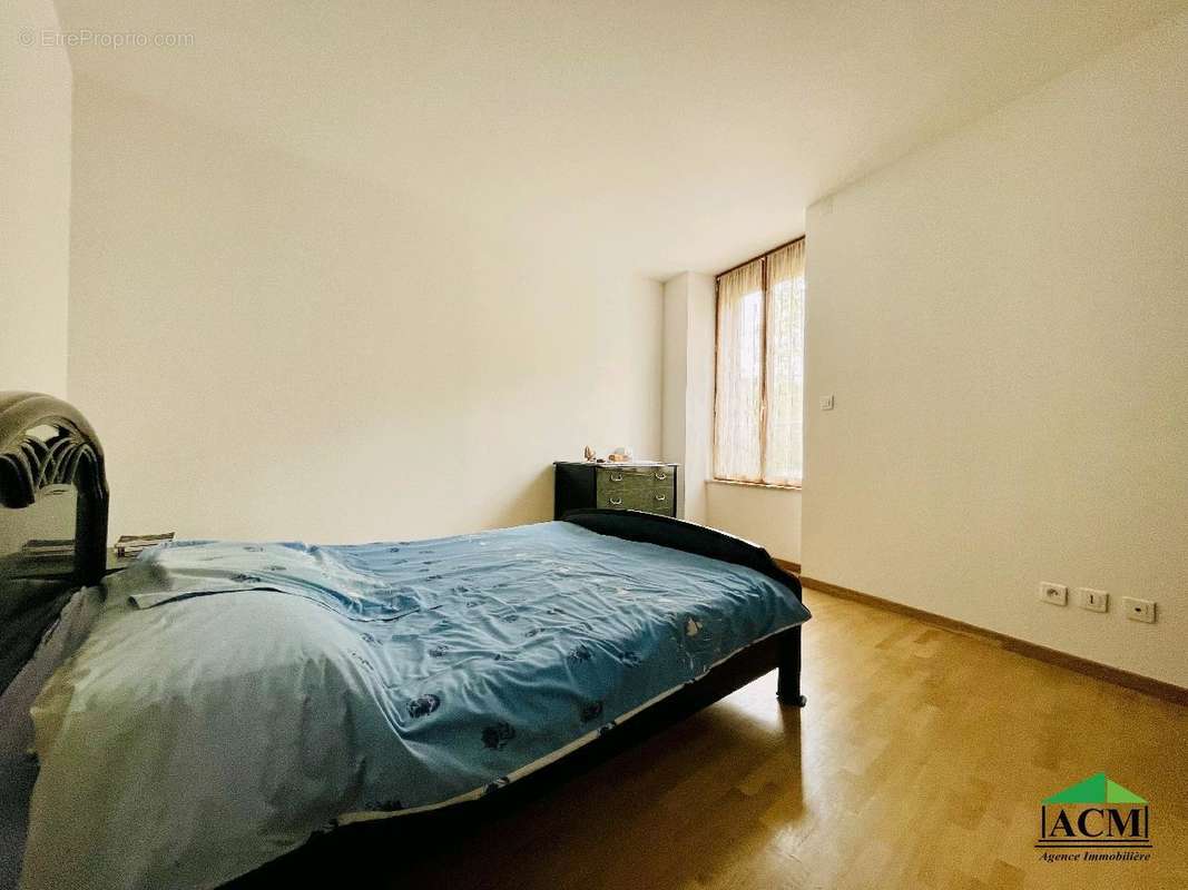 Maison à MERY-SUR-OISE