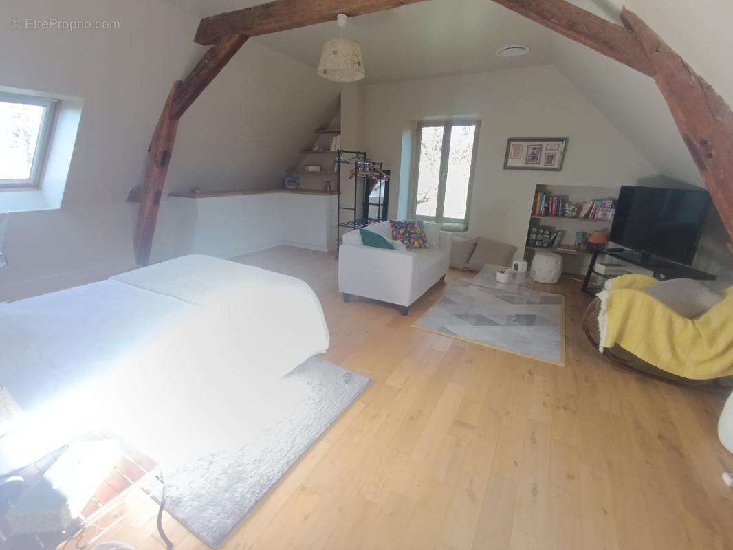 Maison à LOUE