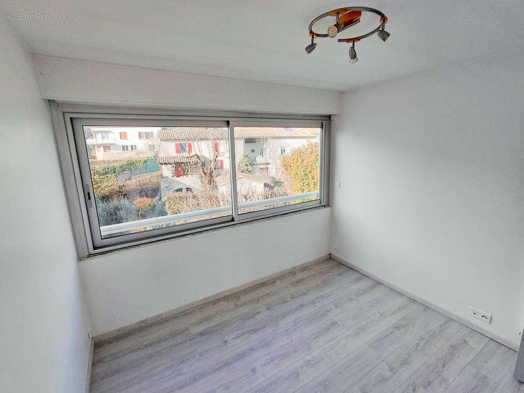 Appartement à AUBENAS