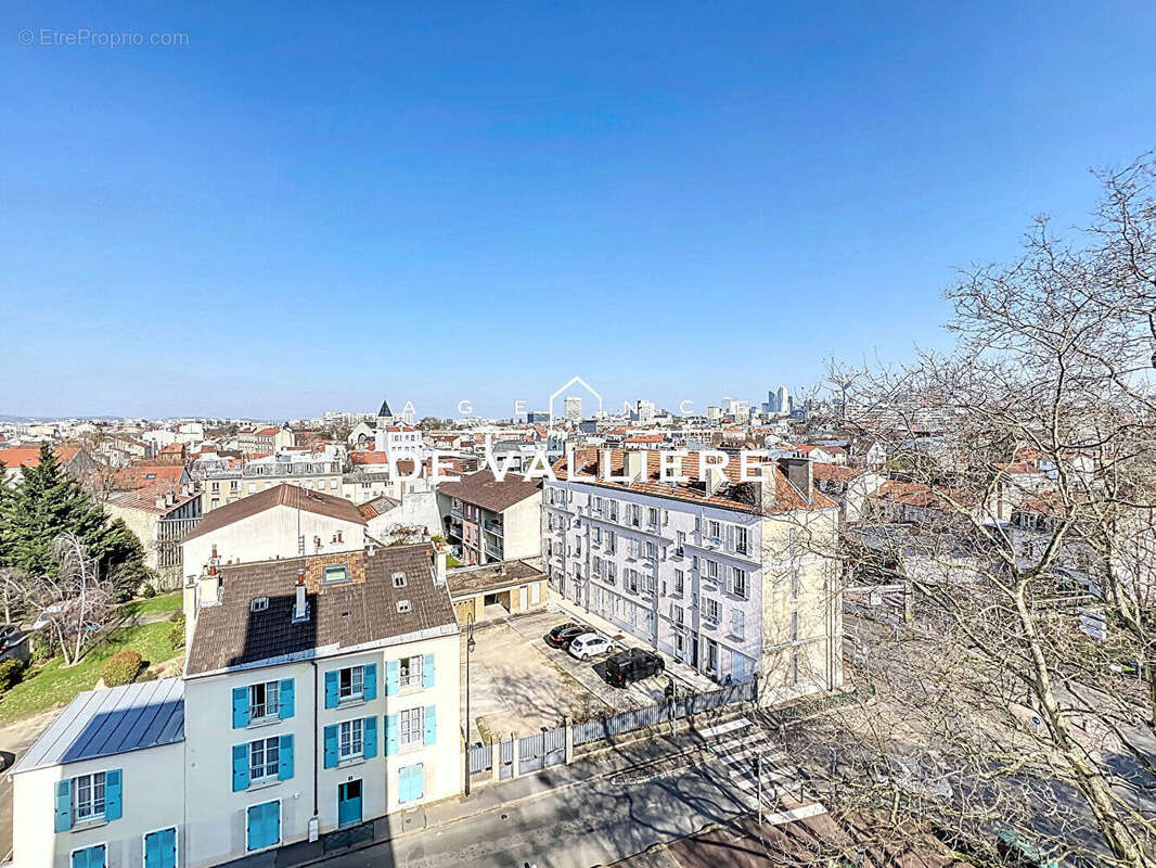 Appartement à NANTERRE