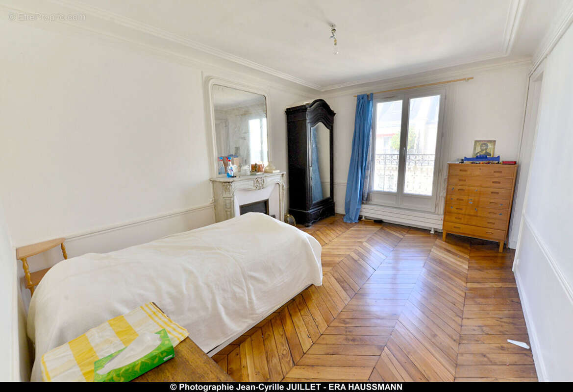 Appartement à PARIS-8E