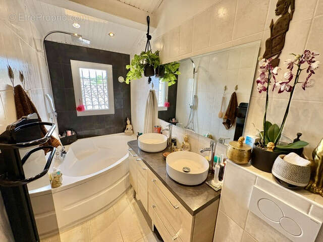 Grasse saint jacques maison quatre pieces - photo 12