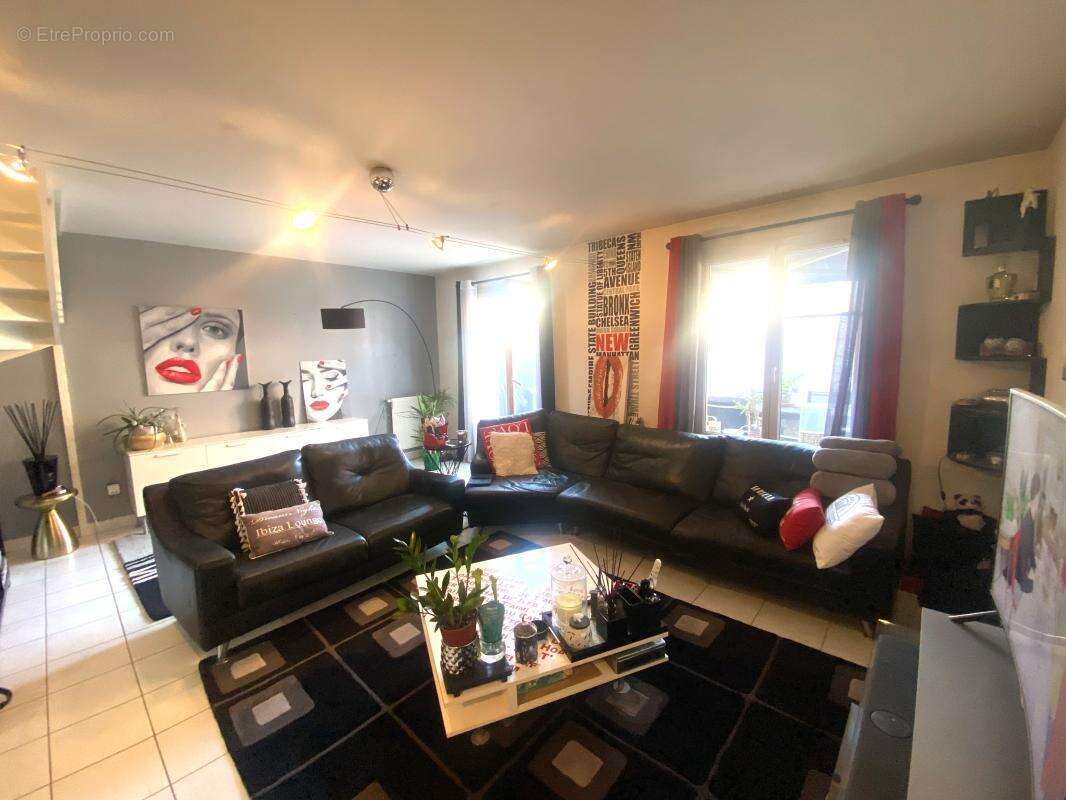 Maison 94 m² à Forges-Les-Bains  - photo 3