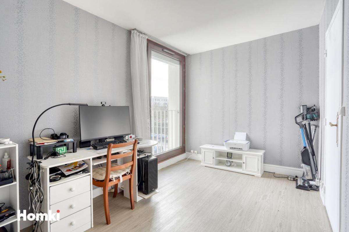 Appartement à SAINT-CYR-L'ECOLE