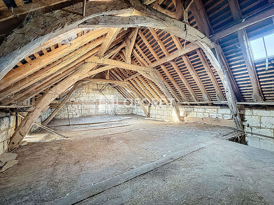 Maison à BRISSAC-QUINCE