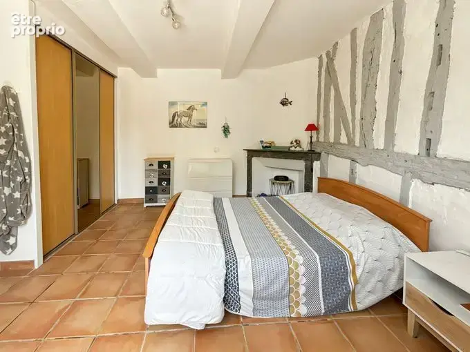Non loin de FLEURANCE, village avec écoles, maison de charme habitable de plain pied avec jardin - photo 7