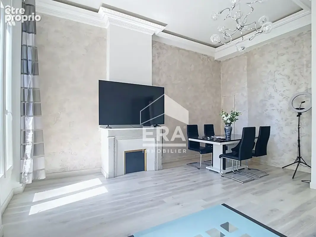 Appartement T4 de 116 m²  - Notre Dame du Mont - Marseille 13006 - photo 2
