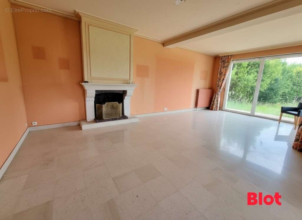 Maison 175 m² à Melesse  - photo 2