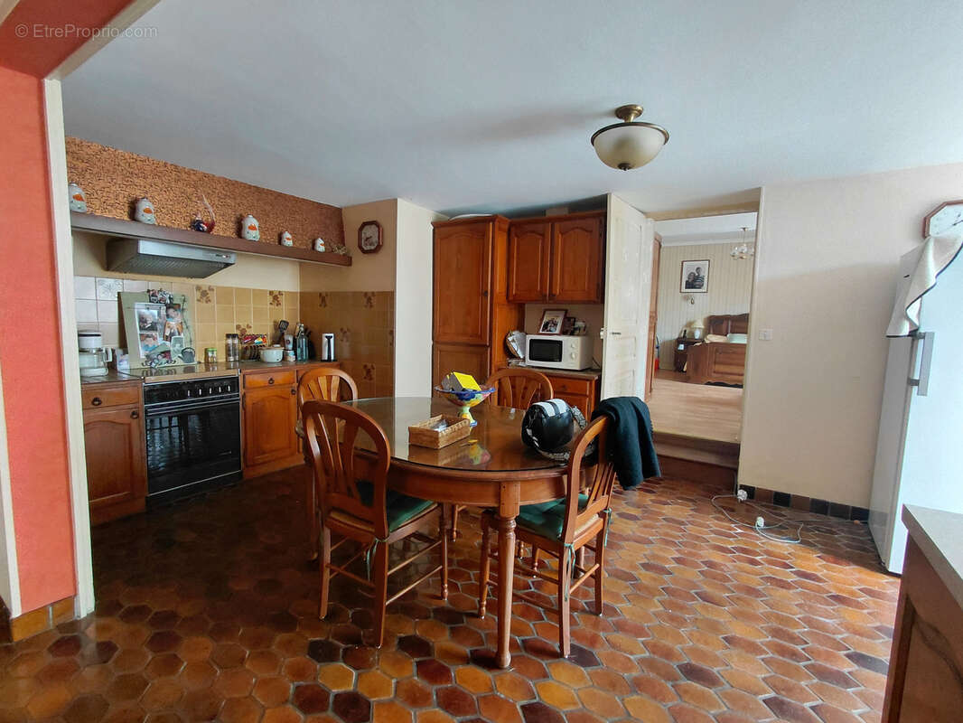 Maison à TOCANE-SAINT-APRE