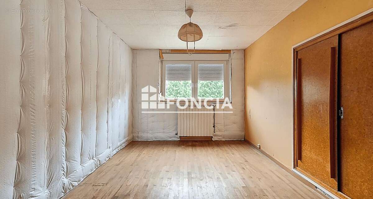 Maison à TUCQUEGNIEUX