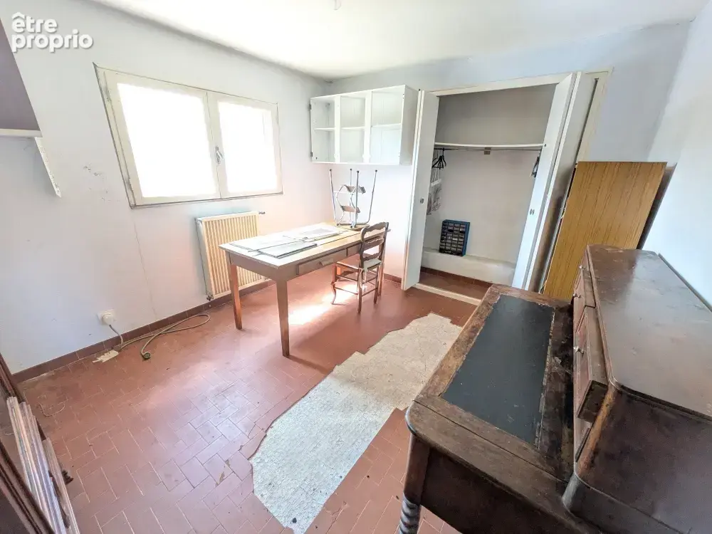 Maison à étage avec combles et jardin autour - photo 10