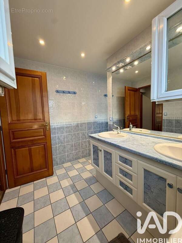 Photo 5 - Maison à EVIN-MALMAISON