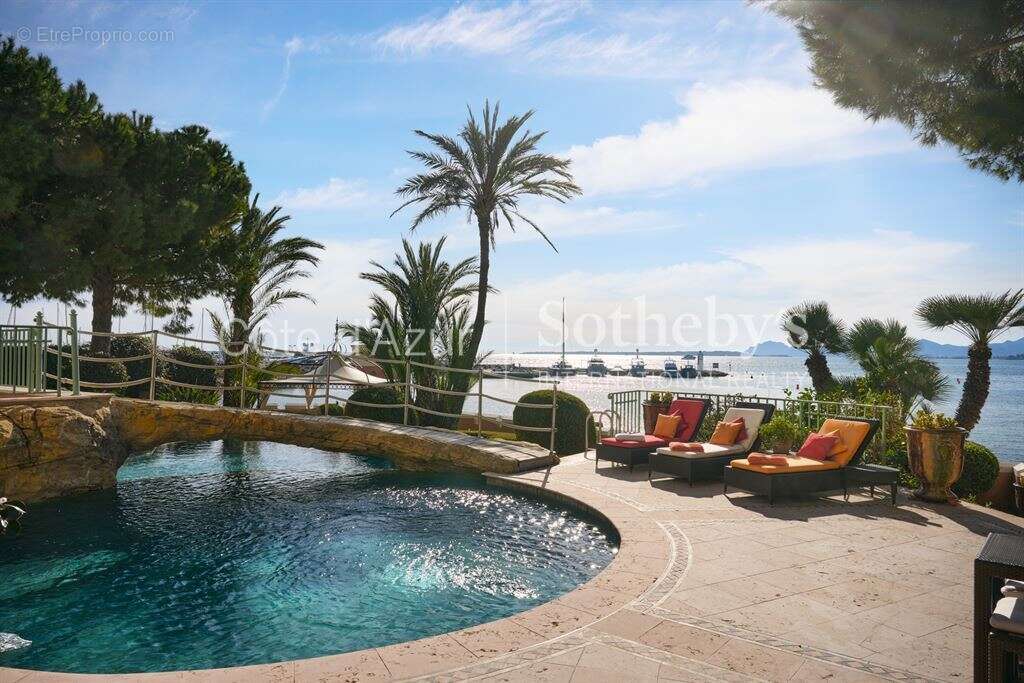 Maison à ANTIBES