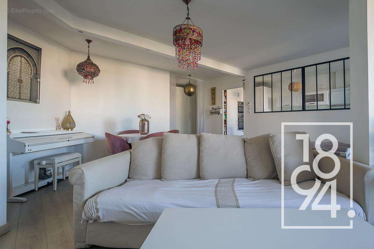 Appartement à MARSEILLE-9E