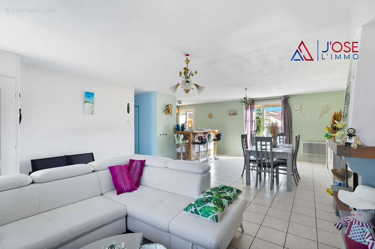 Maison à LEZIGNAN-CORBIERES