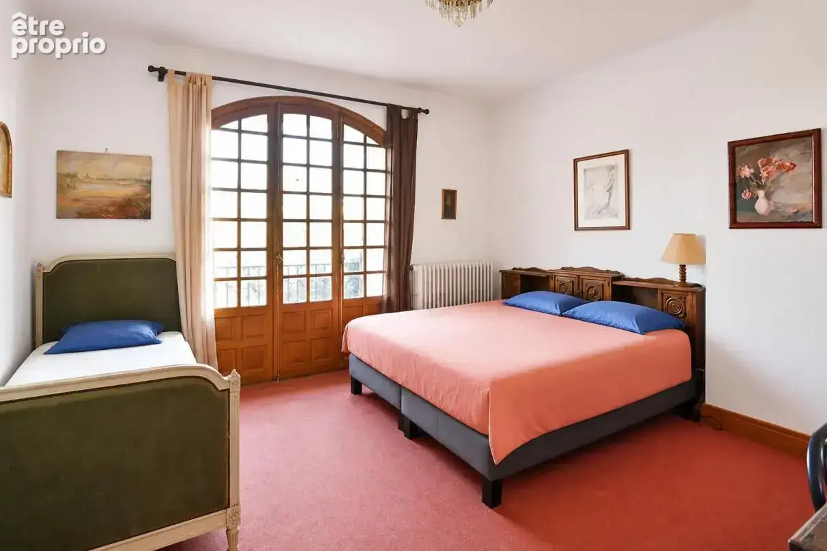 Propriété de Prestige avec Grand Terrain Arboré - photo 12