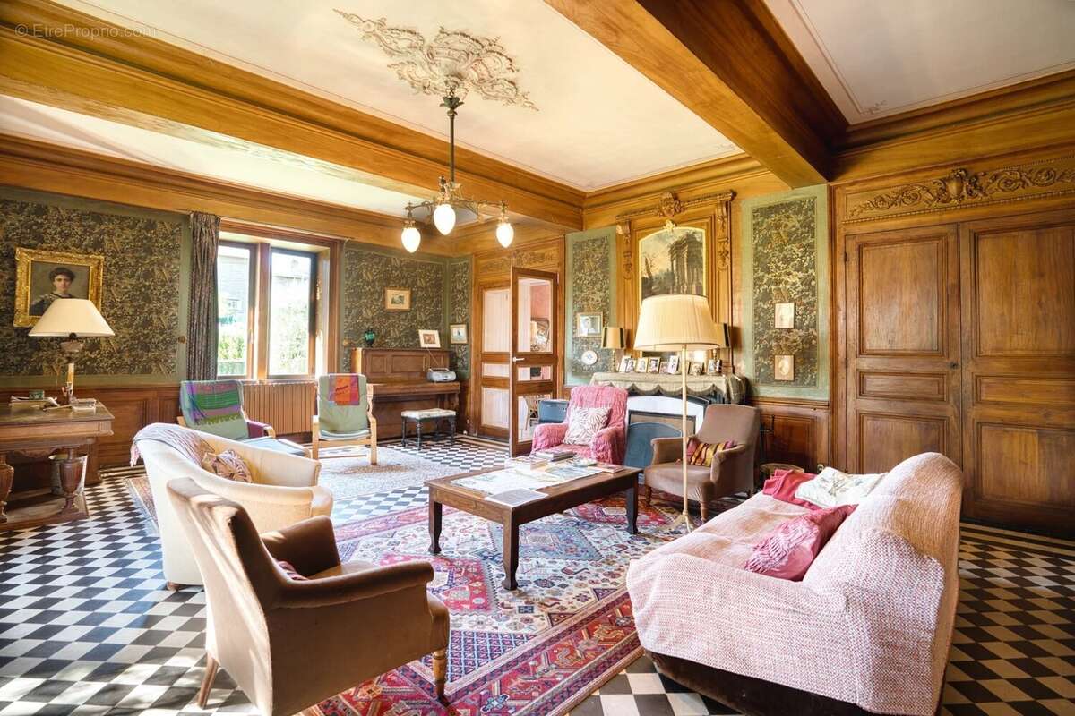 Maison à CHAZAY-D&#039;AZERGUES