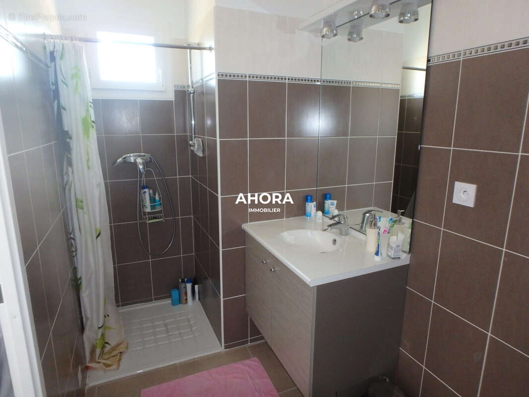 Appartement à MARSEILLE-10E