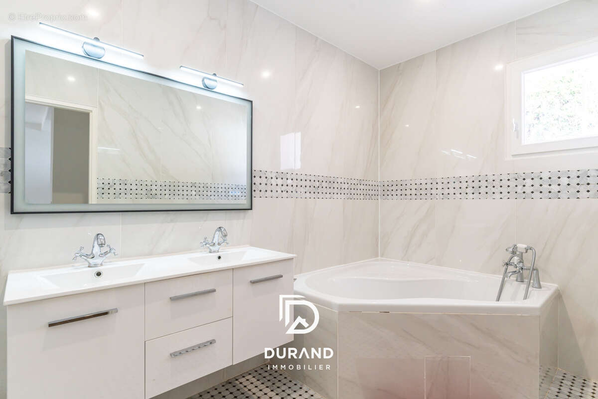 Maison à MARSEILLE-13E