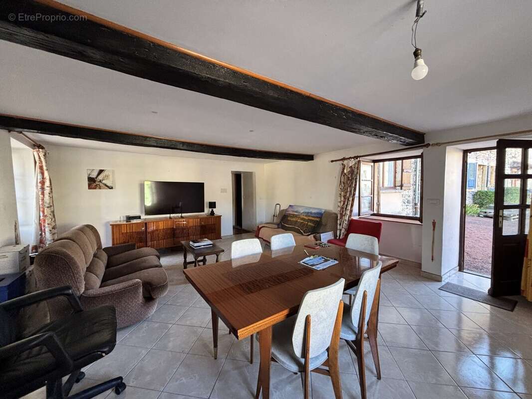 Maison à CHENELETTE