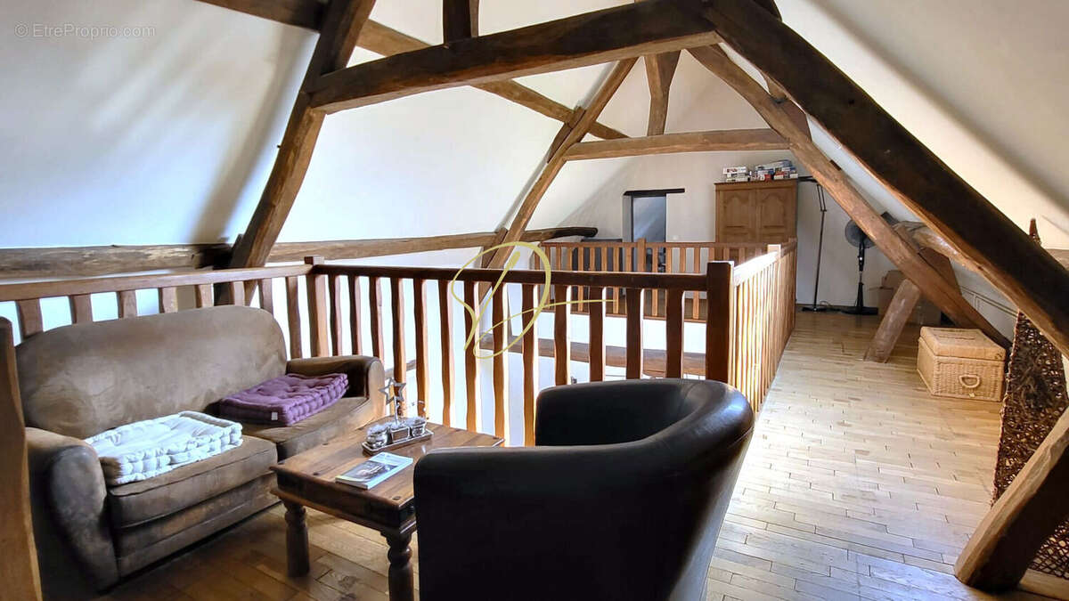 Maison à EPERNON