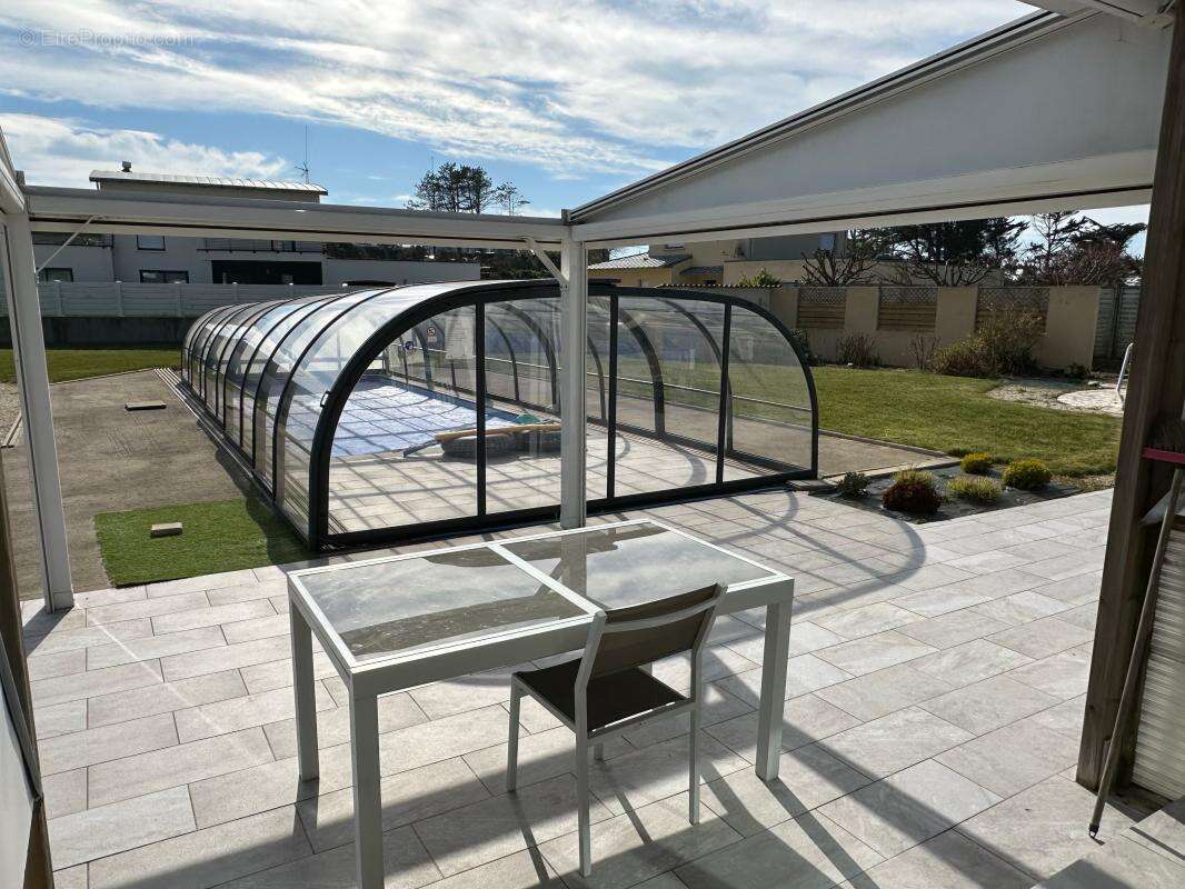 Maison à PLOUGUERNEAU