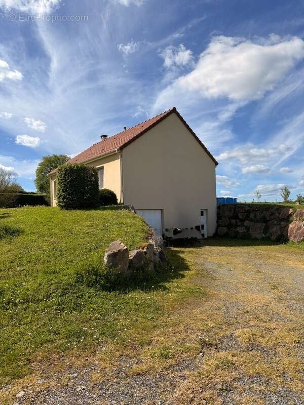 Maison à FRESSELINES