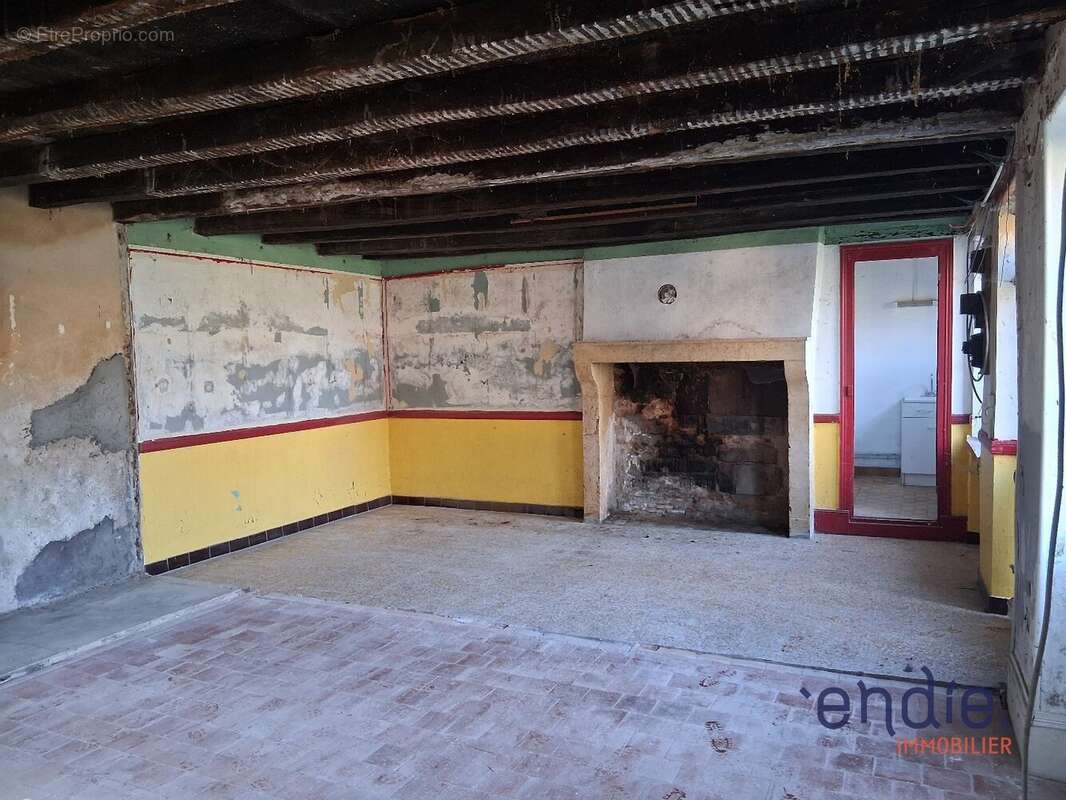 Maison à COUST