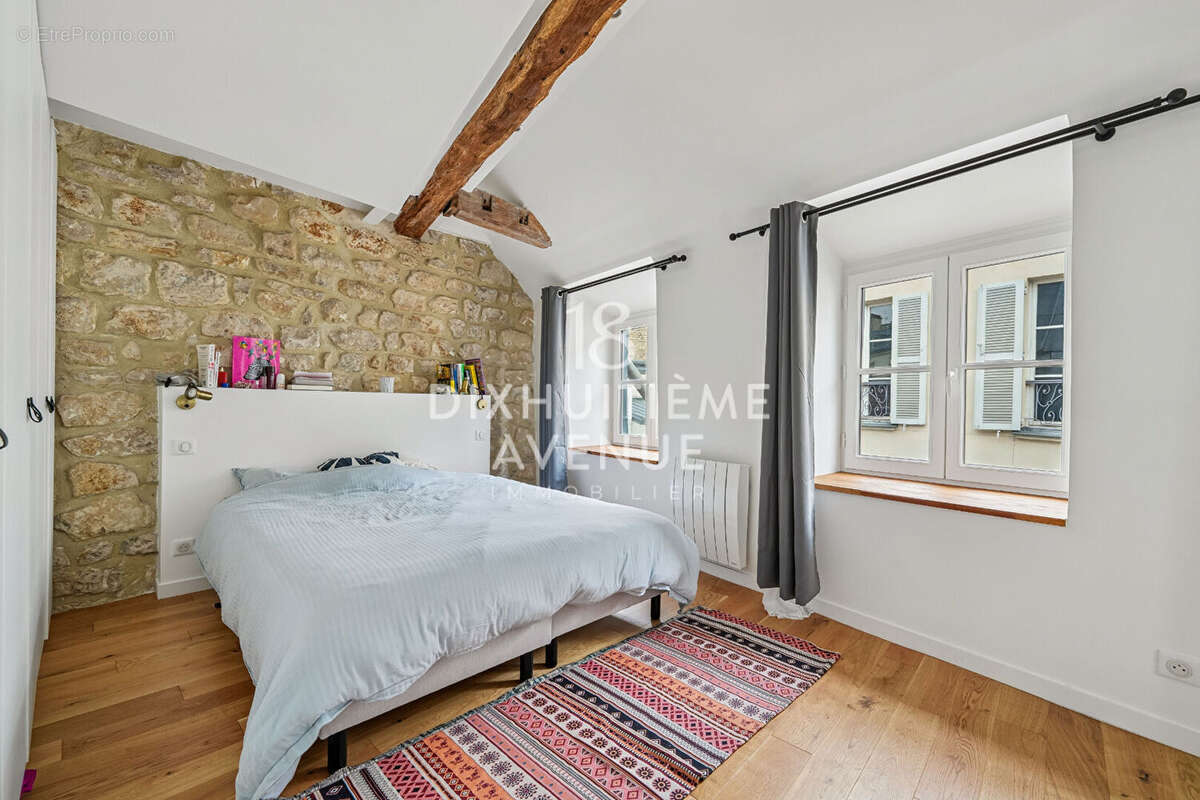 Appartement à PARIS-18E