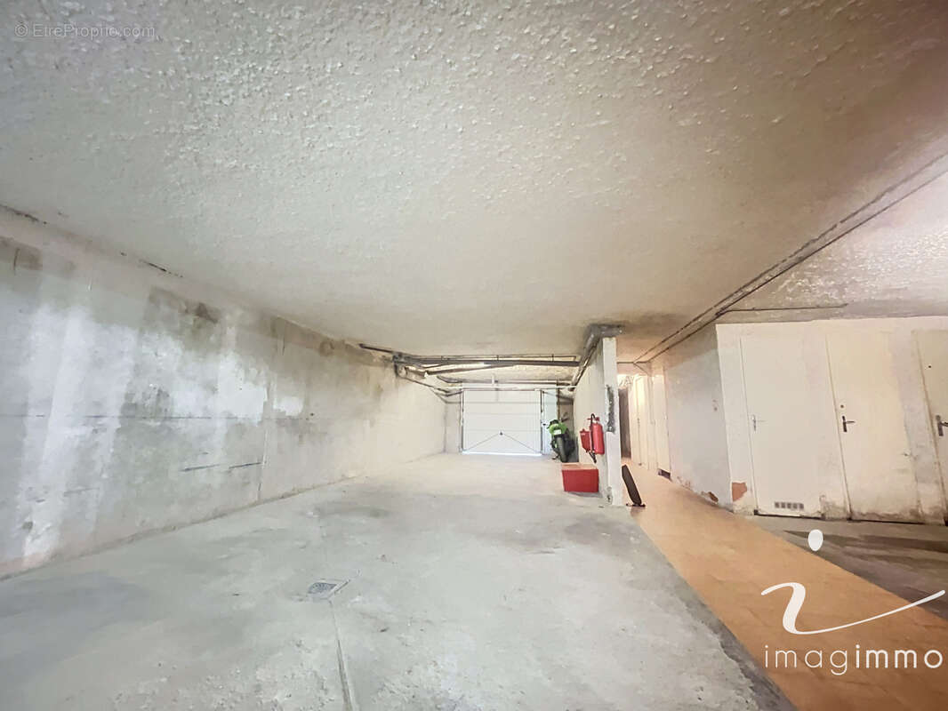 Appartement à MAUGUIO