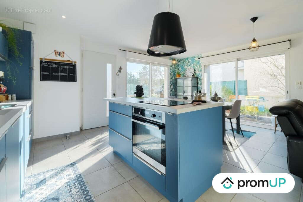 Maison à ROUSSILLON