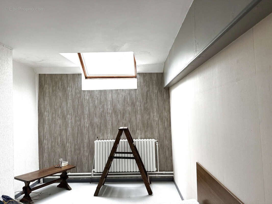 Maison à SERMIZELLES