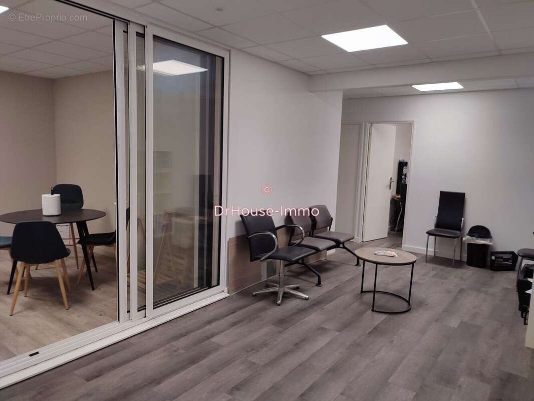 Commerce à BRETTEVILLE-SUR-ODON