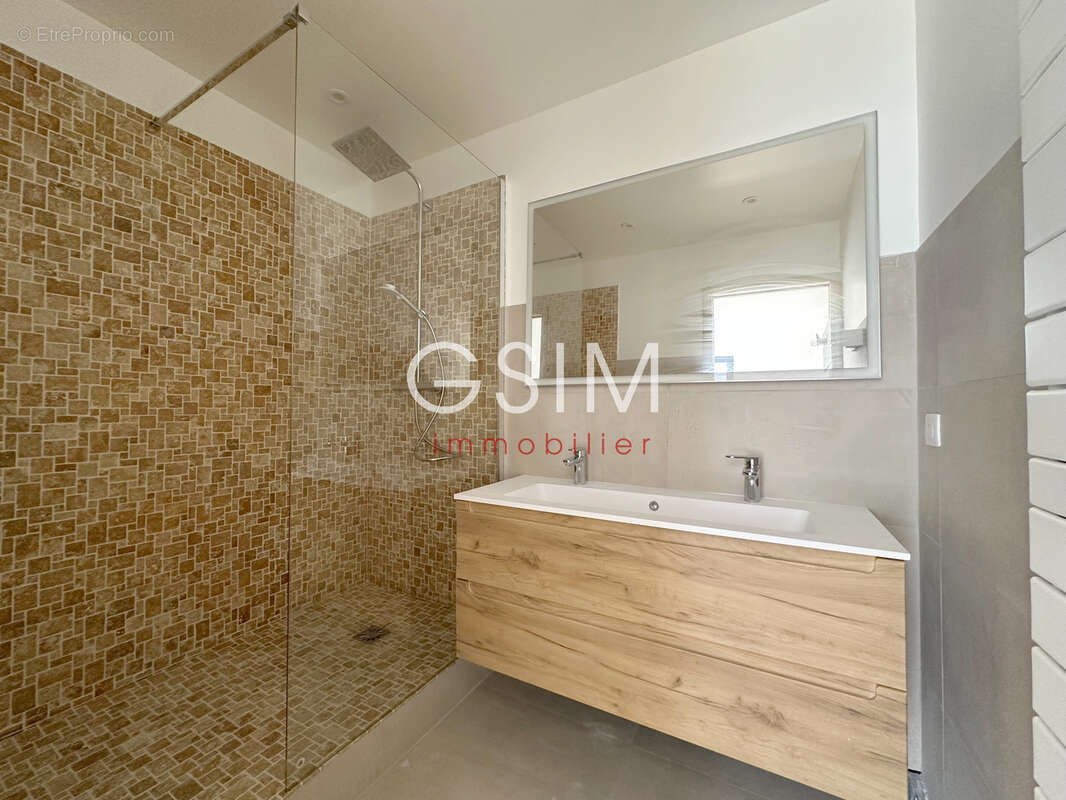 Appartement à GARCHES