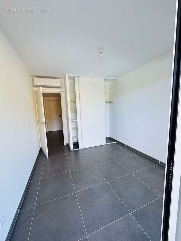 Photo 7 - Appartement à BORMES-LES-MIMOSAS