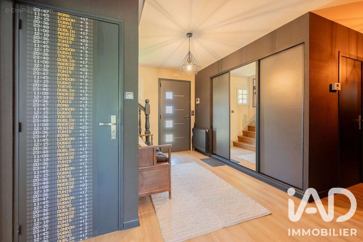Maison 169 m² à Les Ayvelles  - photo 7