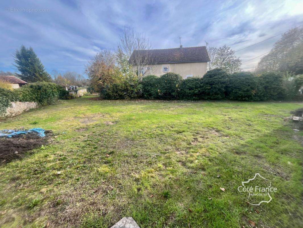 Appartement à ANDRYES