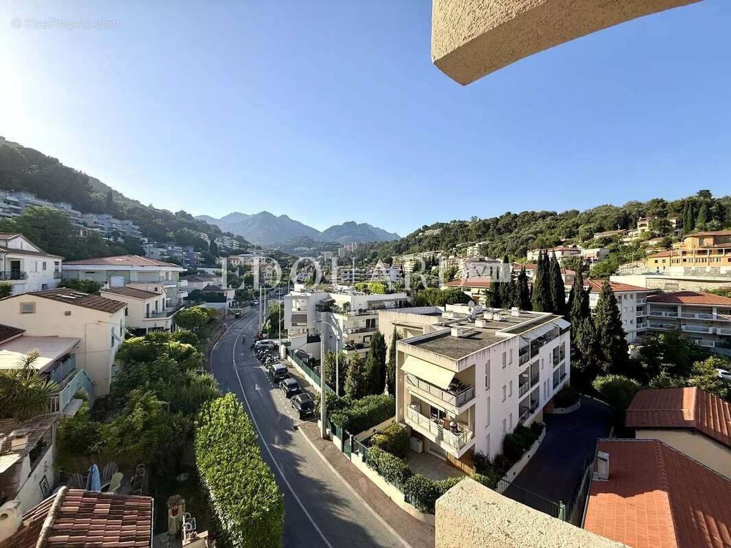 Appartement à ROQUEBRUNE-CAP-MARTIN
