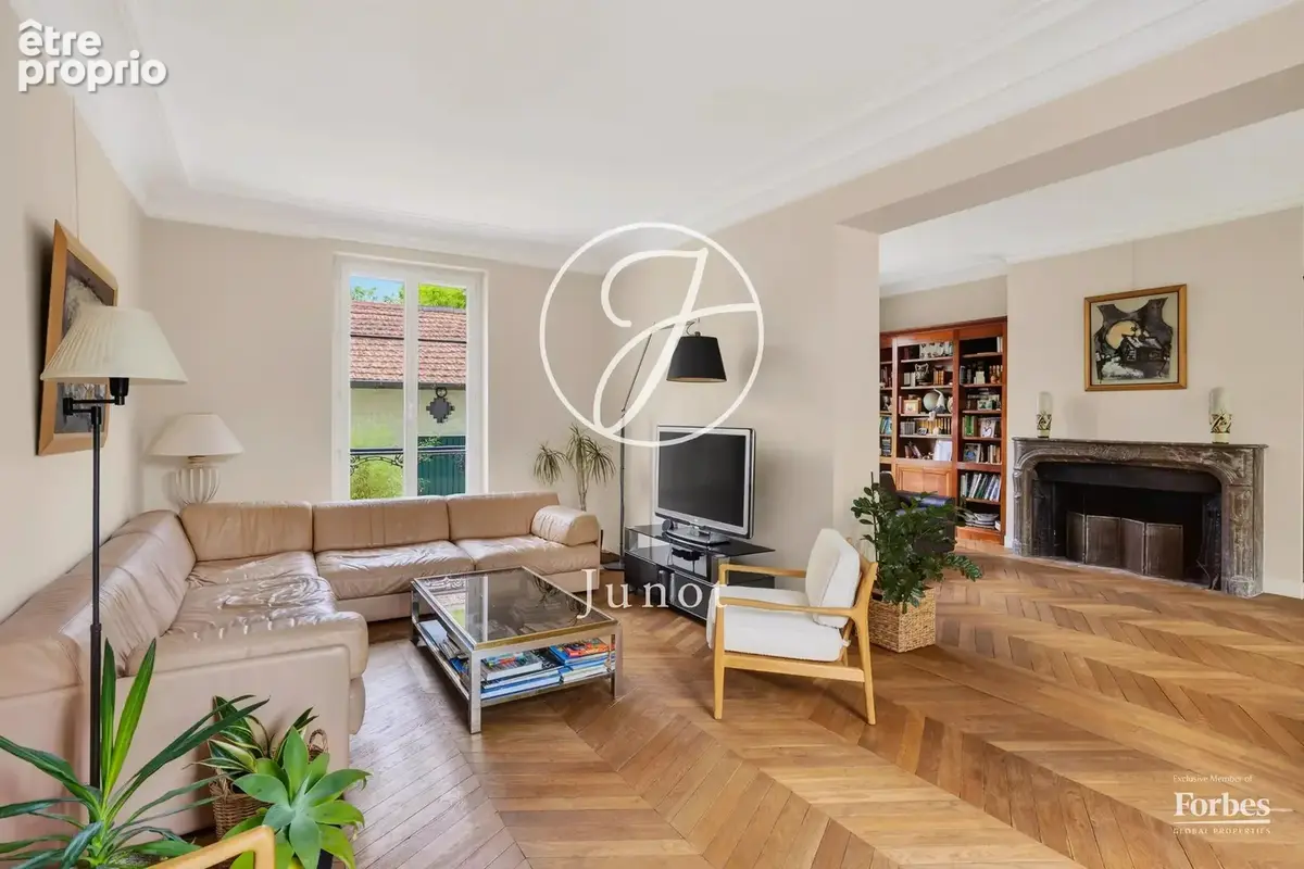 Le Vésinet - CENTRE - Maison - 6 chambres - 230m² - Terrain 837m². - photo 4