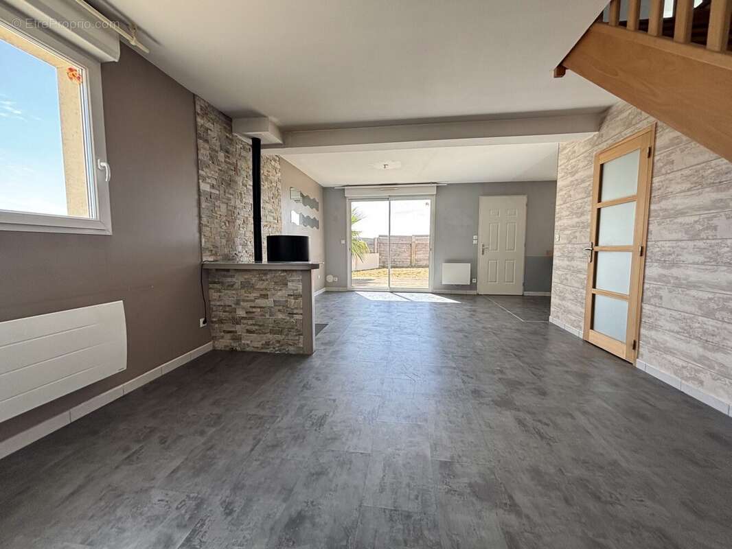 Maison 119 m² à Langueux  - photo 5