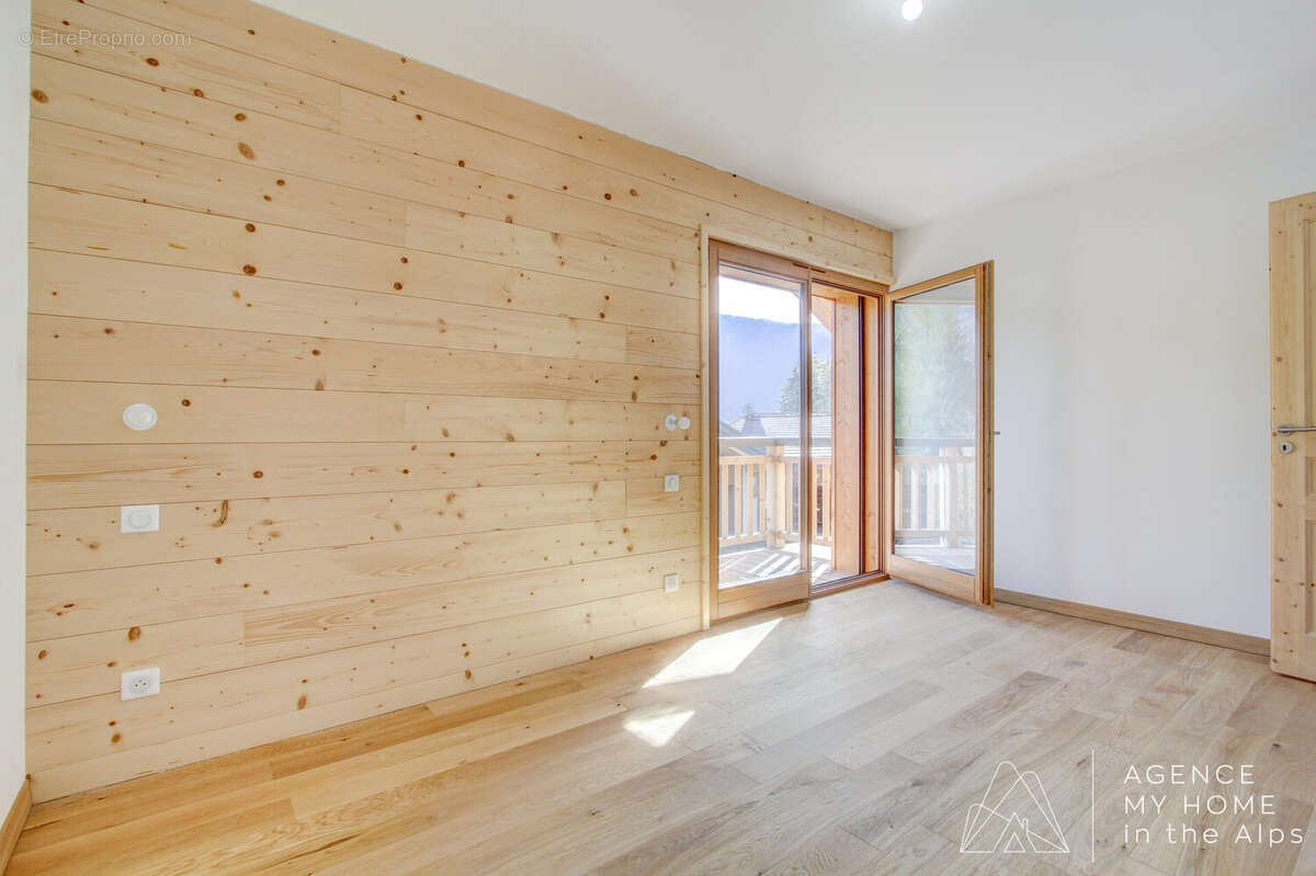 Appartement à ESSERT-ROMAND