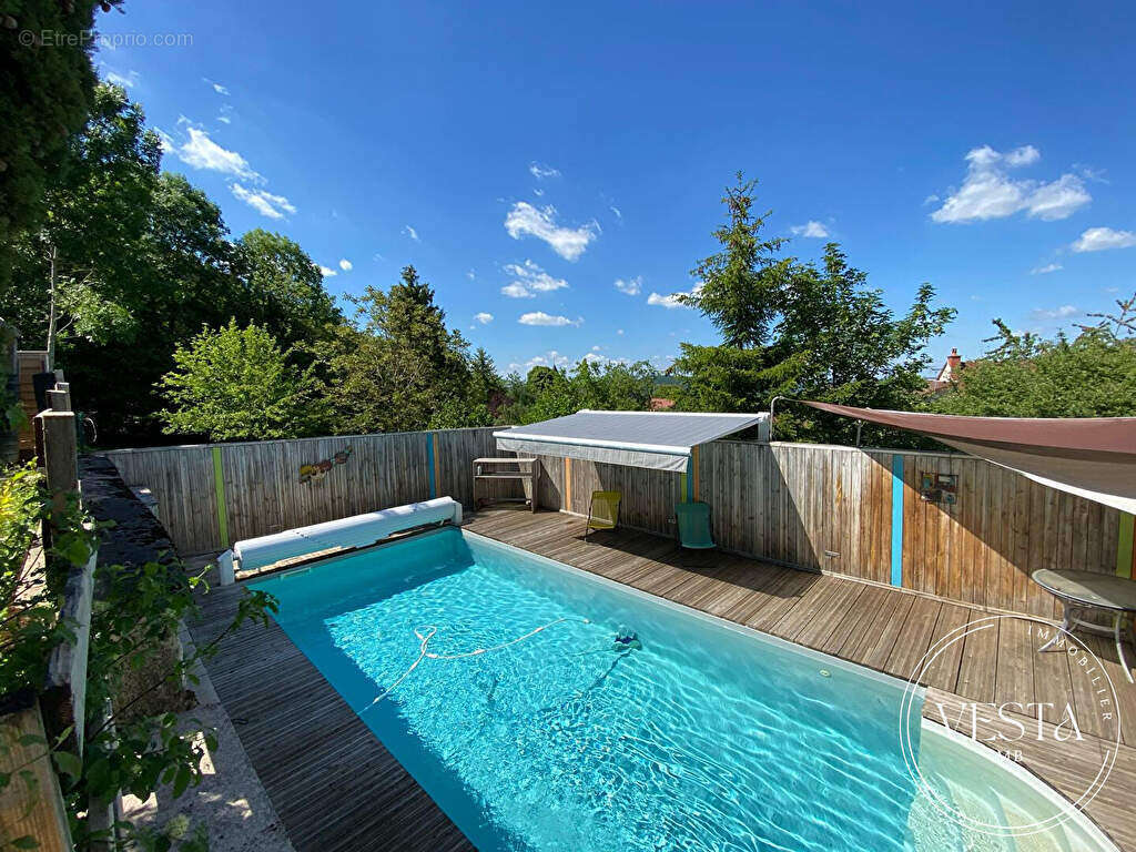 Maison à FLEUREY-SUR-OUCHE