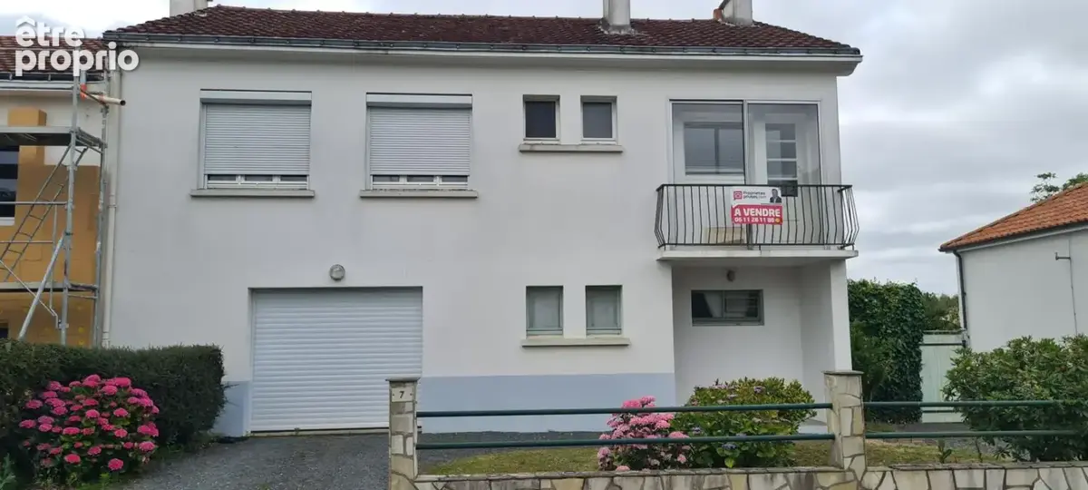 Terrain + Maison Gorges 4 P . 3 Chs . 84.1 M² . T 719 M² . Balcon . Garage . Sous sol - photo 1