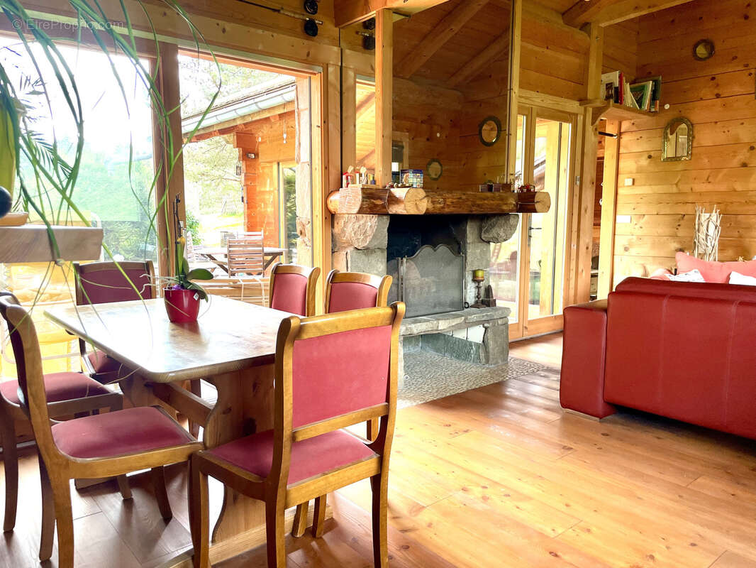 Maison à THONES