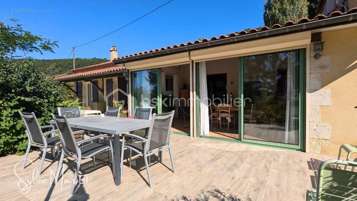 Maison à DURAVEL