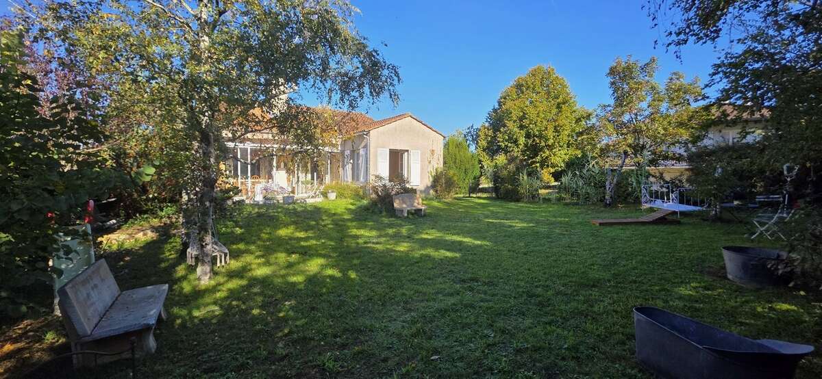 Maison à BUXEROLLES