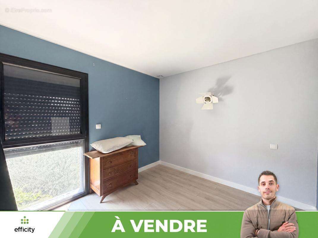 Maison 230 m² à Montamise  - photo 17